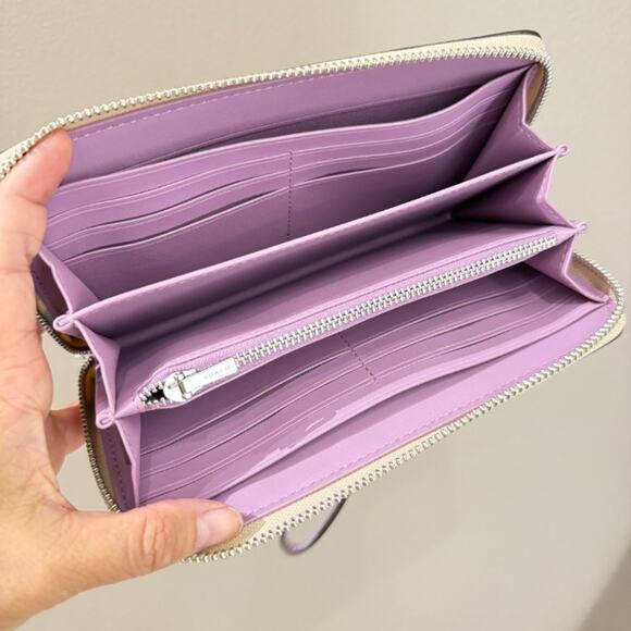 Coach CBN95 Long Zip Around Wallet With Floral Print - Picture 3 of 4